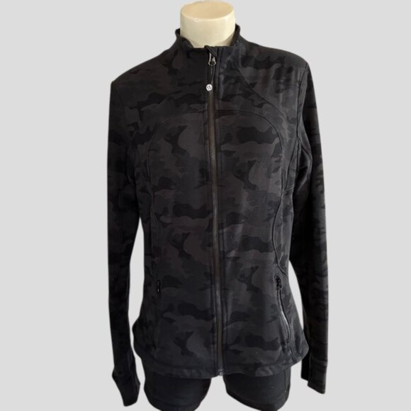 Lululemon Forme Black Camo Athletic Jacket With Cuffins - Picture 3 of 15